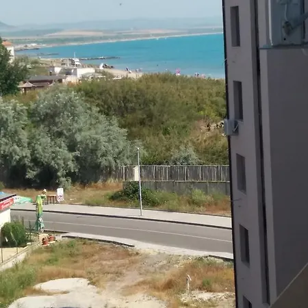 Apartament Golden Sea View 1 *