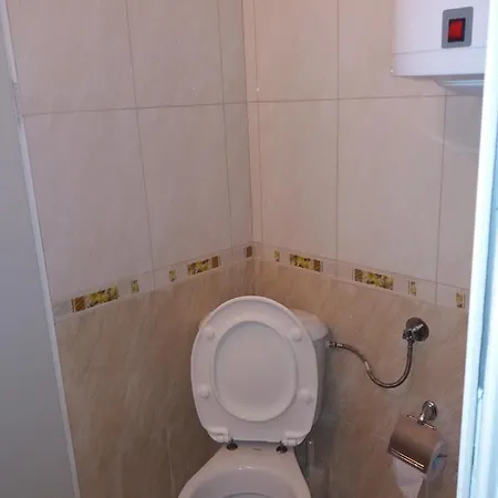 Appartement Golden Sea View 1 *