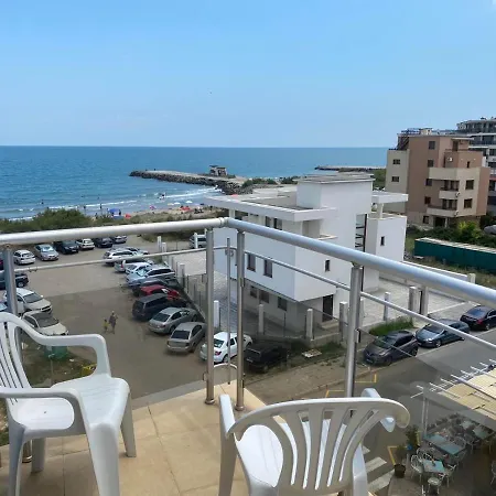 Golden Sea View 1 Apartmán *