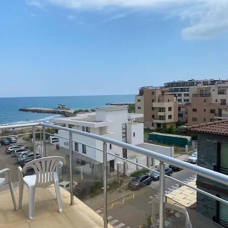Golden Sea View 1